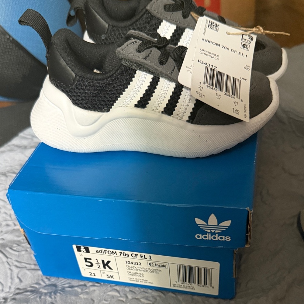 adidas Kids Black, White & Gray Lightweight Sneaker